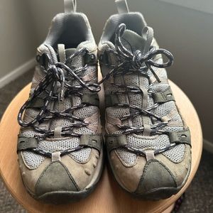 Women’s merrell siren sport pewter peppermint size 9